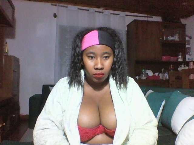SexysTiphanie live cam on BongaCams