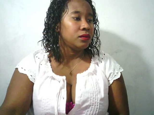 SexysTiphanie live cam on UnifiedCams