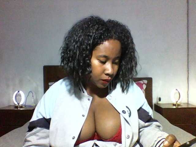 SexysTiphanie live cam on BongaCams
