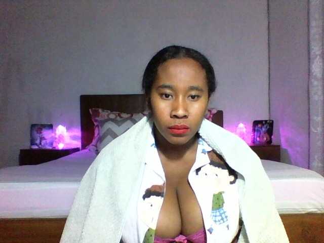 SexysTiphanie live cam on BongaCams