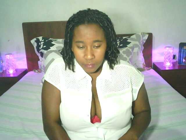 SexysTiphanie live cam on BongaCams