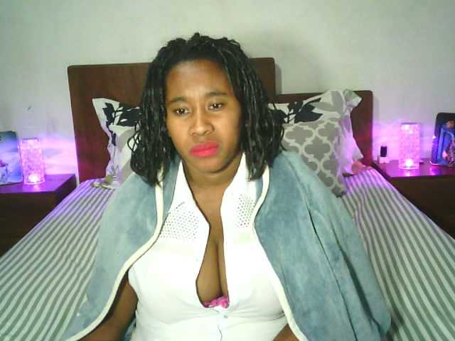 SexysTiphanie webcam bongacams model stream image