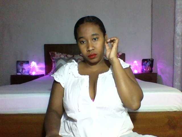 SexysTiphanie webcam bongacams model stream image