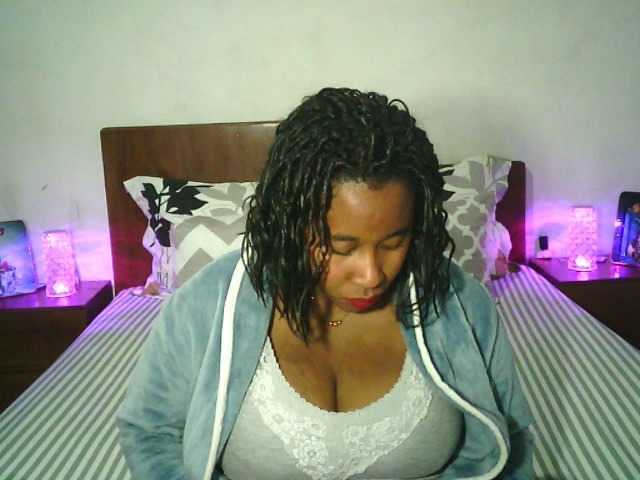 SexysTiphanie live cam on BongaCams
