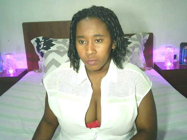 SexysTiphanie live cam on BongaCams