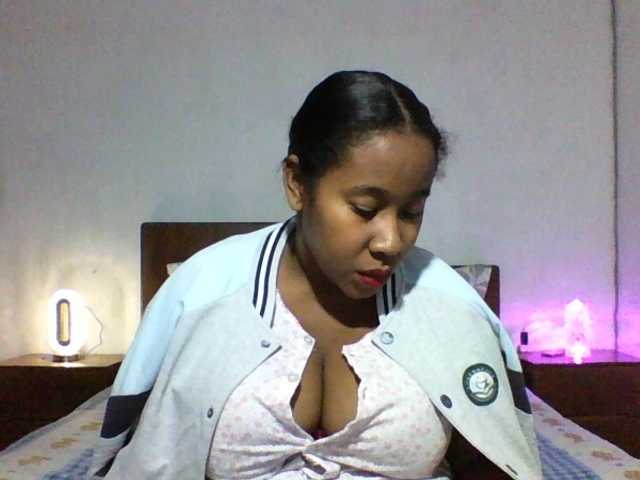 SexysTiphanie live cam on BongaCams