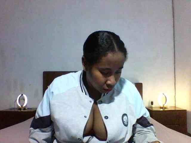 SexysTiphanie - Girl 