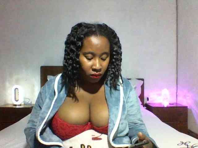 Modèle: SexysTiphanie