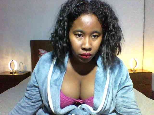 Modèle: SexysTiphanie