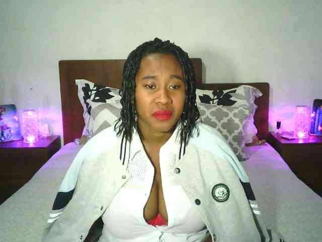 Modèle: SexysTiphanie