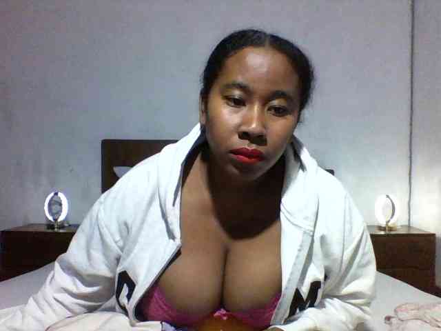Modèle: SexysTiphanie