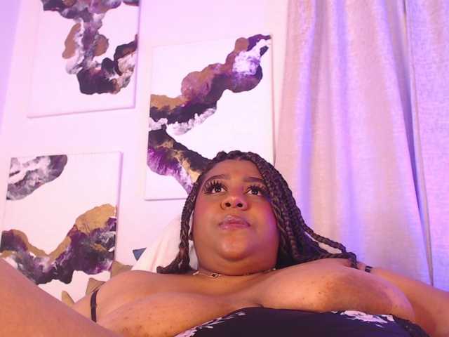 BiancaFollerach live cam on BongaCams