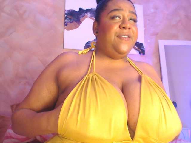 BiancaFollerach live cam on BongaCams