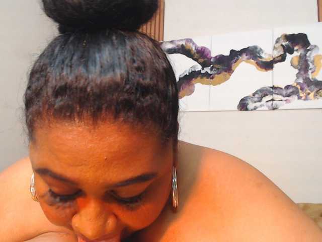 BiancaFollerach live cam on BongaCams