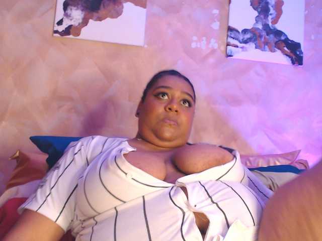 BiancaFollerach live cam on BongaCams