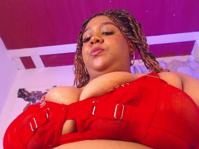 BiancaFollerach live cam on BongaCams