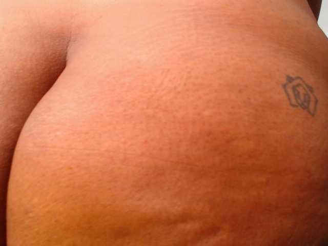 BiancaFollerach live cam on BongaCams