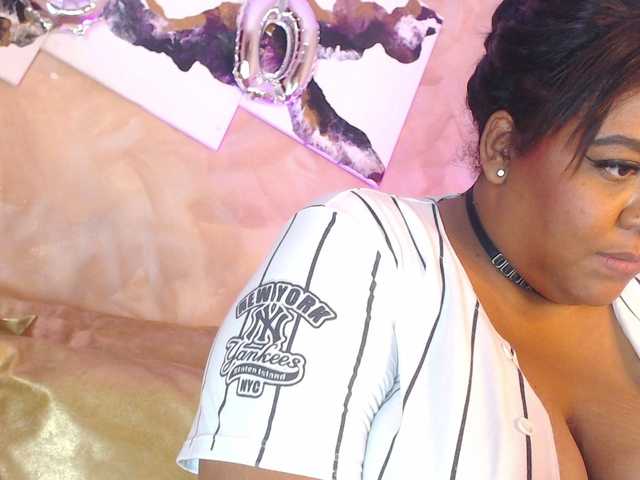 BiancaFollerach live cam on BongaCams