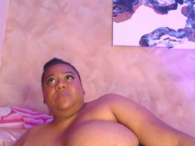 BiancaFollerach live cam on BongaCams