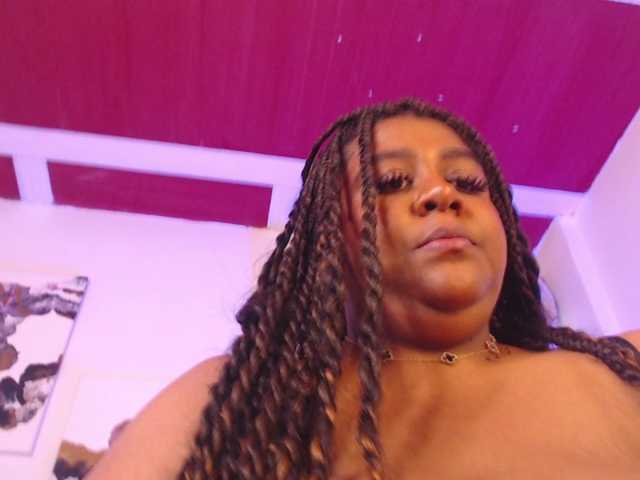 BiancaFollerach live cam on BongaCams