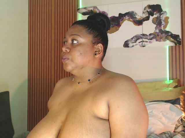 BiancaFollerach Live Webcam on BongaCams
