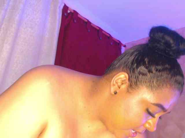 BiancaFollerach webcam