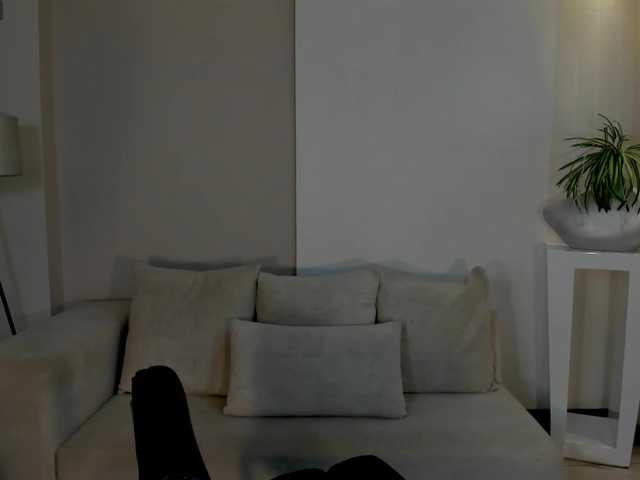 SunnyRiversX live webcam show