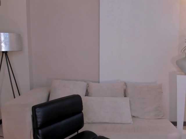 SunnyRiversX live webcam show