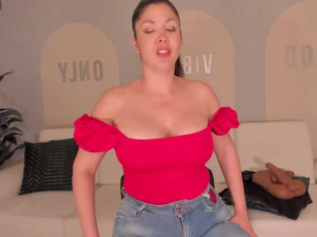 SunnyRiversX live cam on BongaCams