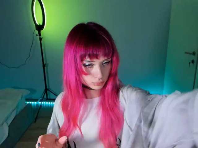 mnepohuyy live cam on BongaCams