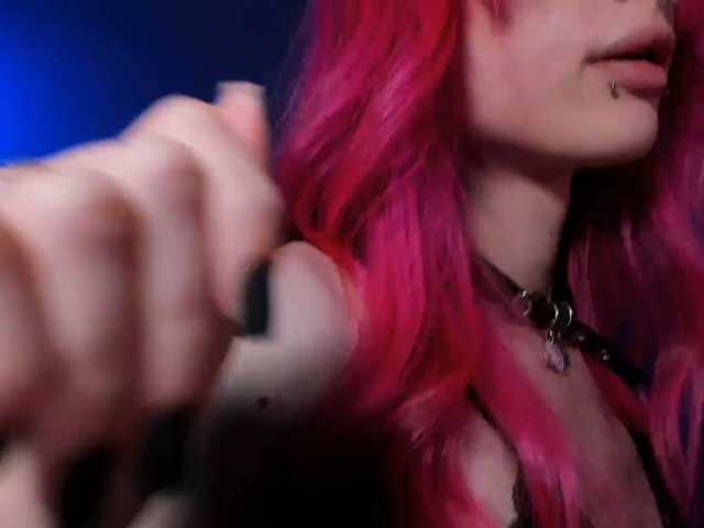 mnepohuyy live cam on BongaCams