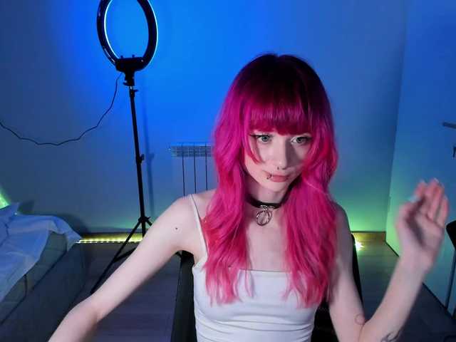 mnepohuyy live cam on BongaCams
