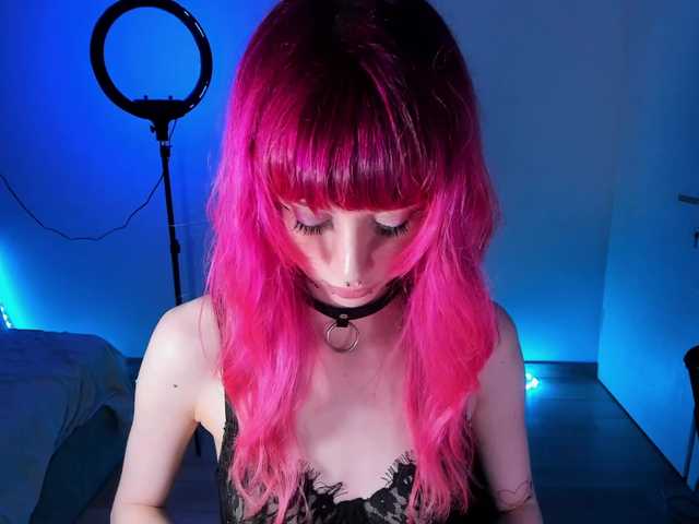 mnepohuyy live cam preview