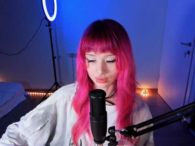 mnepohuyy live cam
