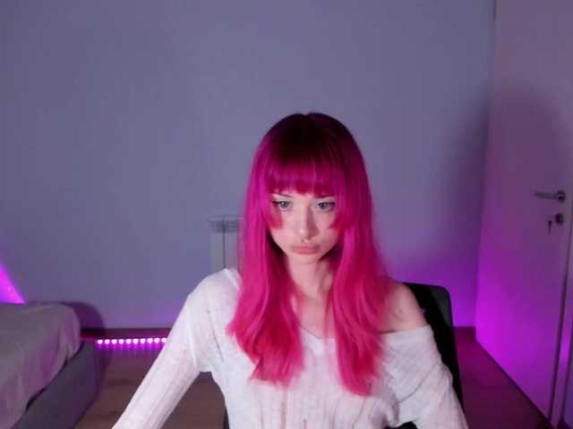 mnepohuyy live cam on BongaCams