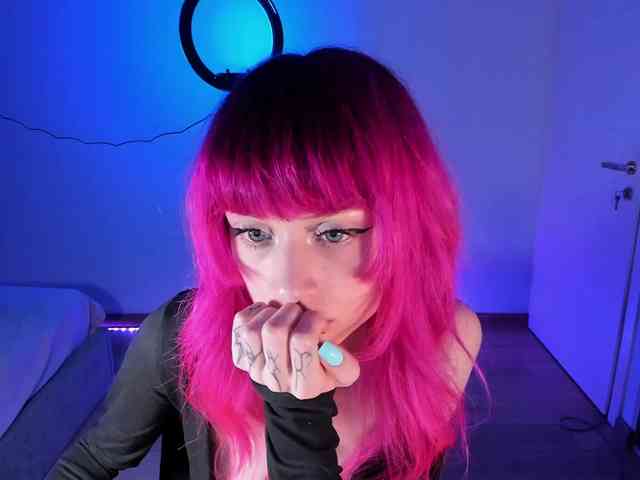 mnepohuyy's live room