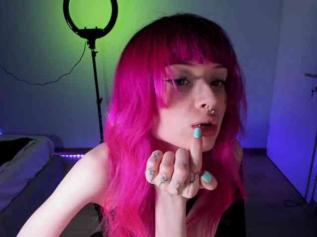 mnepohuyy webcam