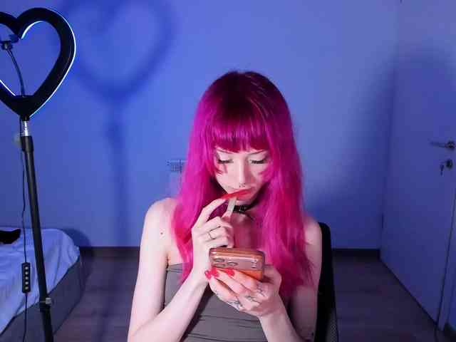 mnepohuyy webcam
