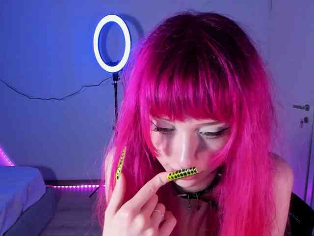 mnepohuyy Sex Cam Show