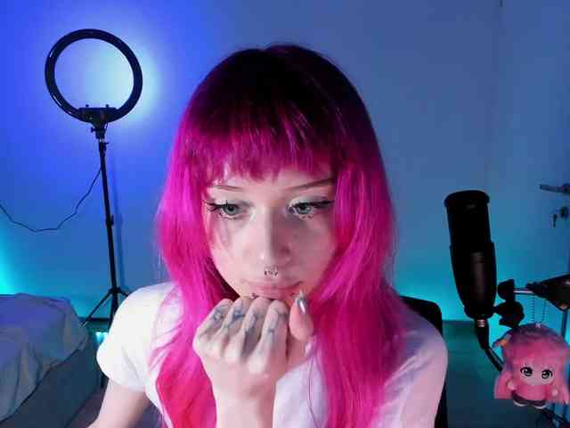 mnepohuyy webcam