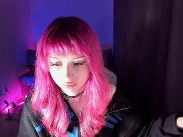 mnepohuyy webcam