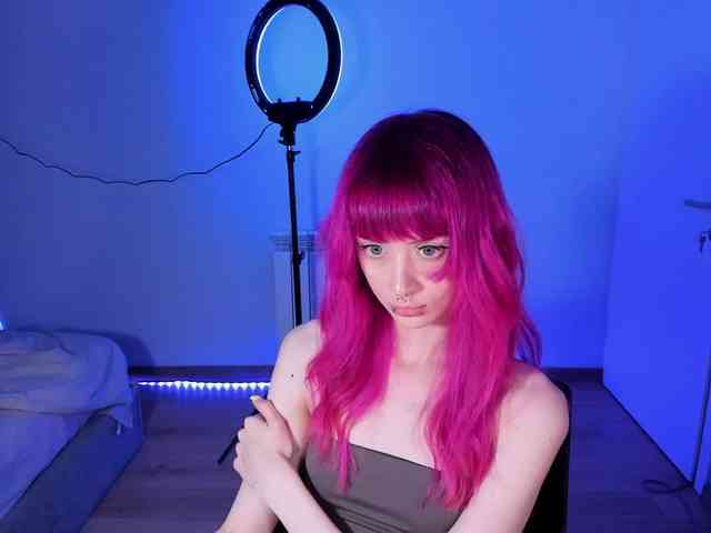 mnepohuyy webcam