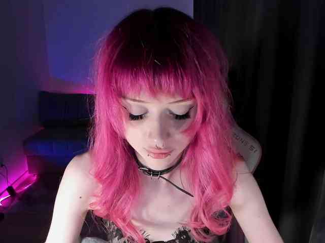 mnepohuyy webcam