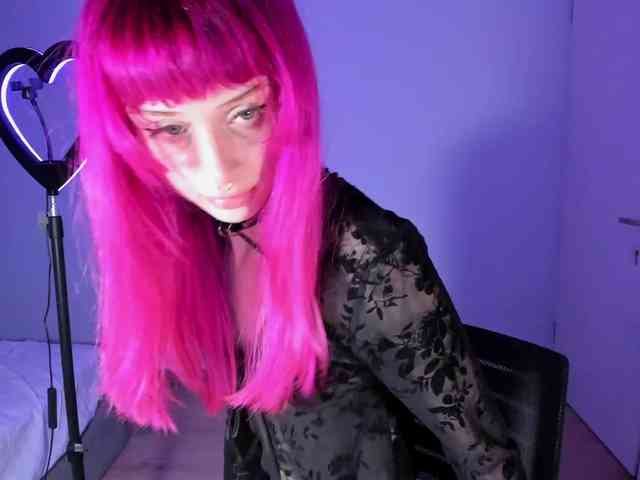 mnepohuyy webcam