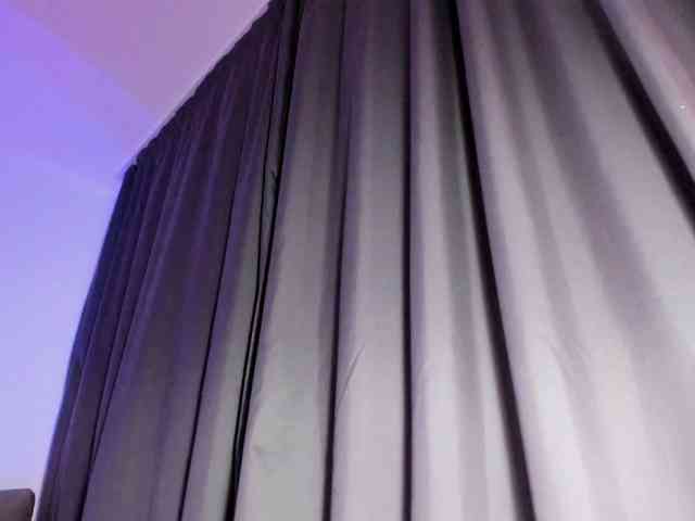 mnepohuyy webcam