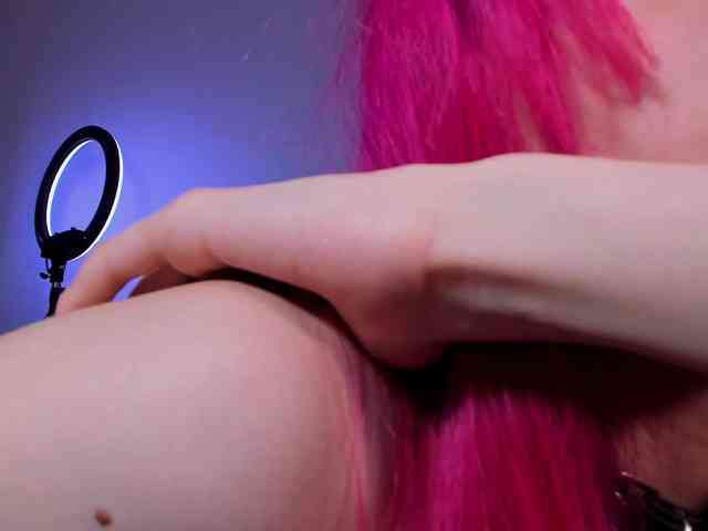 mnepohuyy webcam