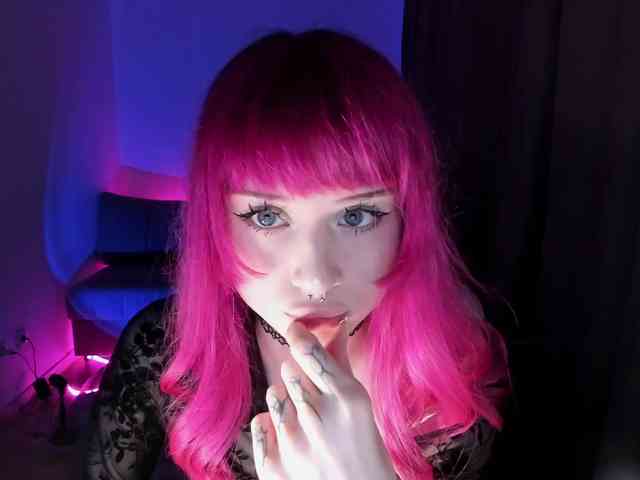 mnepohuyy webcam