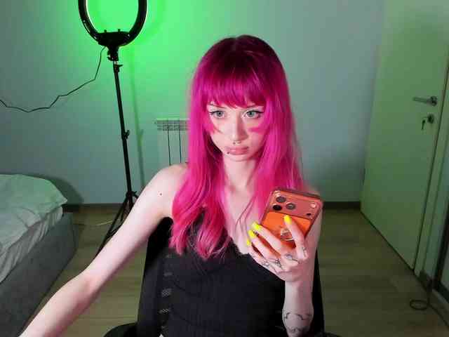 mnepohuyy webcam