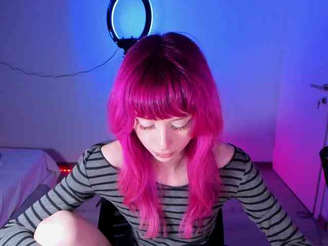 mnepohuyy webcam