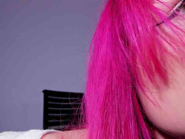 mnepohuyy Sex Cam Show
